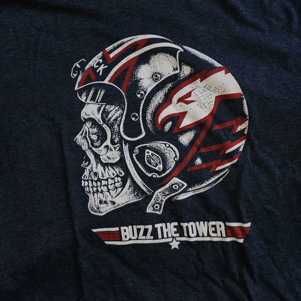 Buzz The Tower navy graphic t-shirt. Featuring a striking skull and helmet RARE